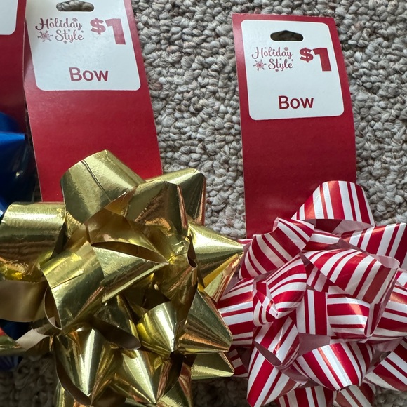 NEW Holiday Style Christmas Spirit Home Decor Set Tree Skirt Red Ornaments Bows - Picture 9 of 12